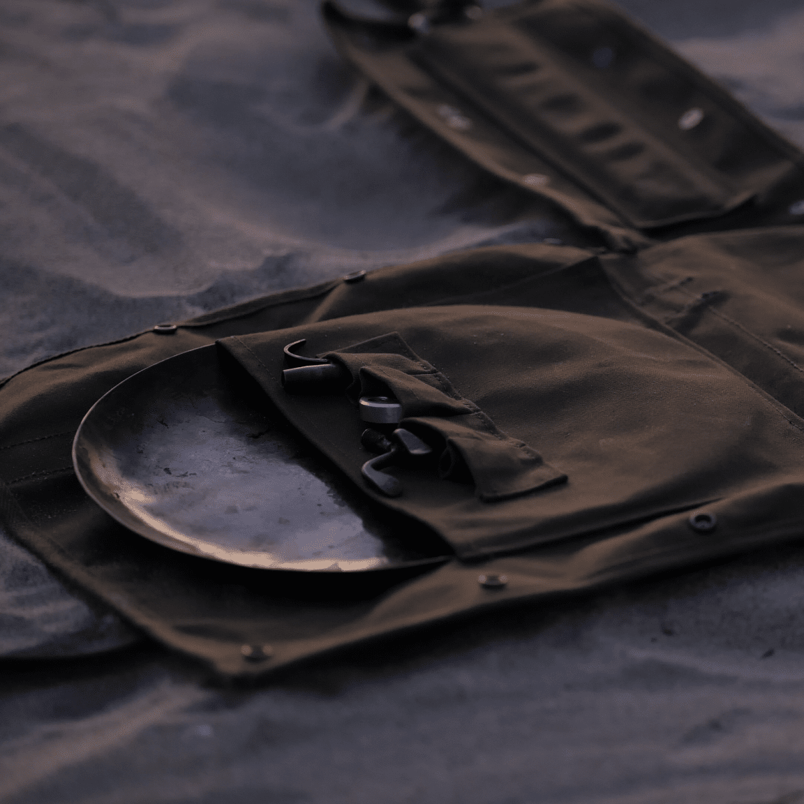 TAKIBISM TAKIBI TOOL BAG S / タキビズム 焚火ツールバッグ S │ UPI TAKIBISM TAKIBI TOOL BAG S / タキビズム 焚火ツールバッグ S │ UPI