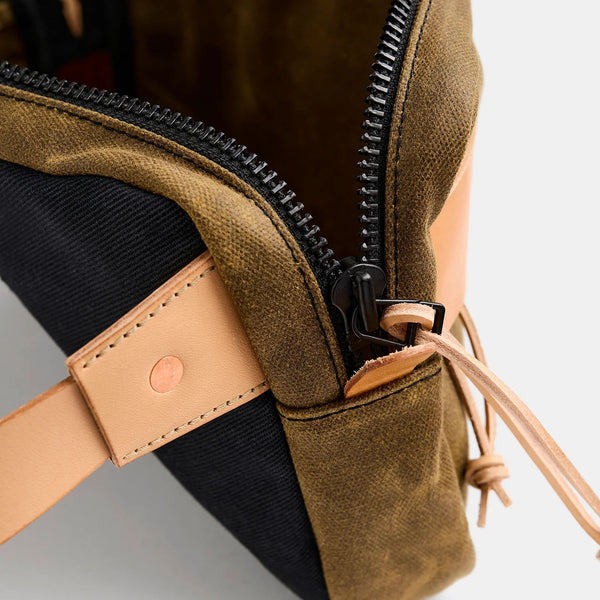 CRUD TOFTE CROSS-BODY NATURAL / クルード トフテ クロスボディ ナチュラル