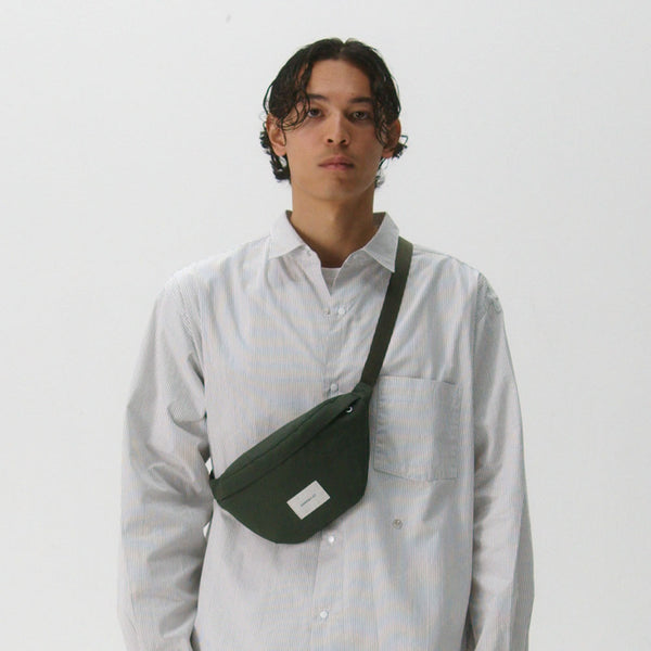 SANDQVIST GROUND CROSSBODY BAG / サンクヴィスト グラウンド クロスボディバッグ