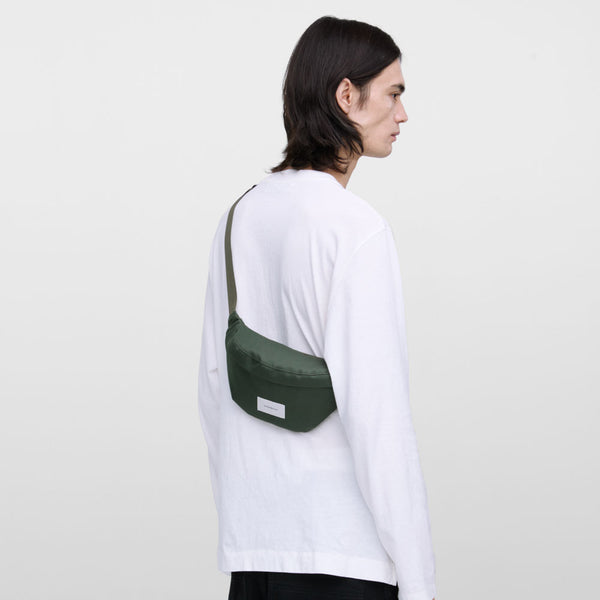 SANDQVIST GROUND CROSSBODY BAG / サンクヴィスト グラウンド クロスボディバッグ