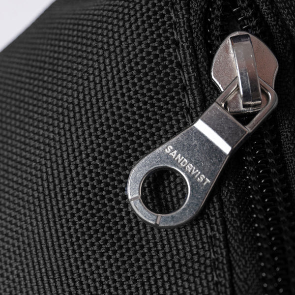 SANDQVIST GROUND CROSSBODY BAG / サンクヴィスト グラウンド クロスボディバッグ