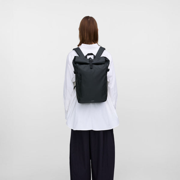 SANDQVIST STREAM SLIM ROLLTOP BACKPACK 14" / サンクヴィスト  ストリーム スリム ロールトップ 14インチ