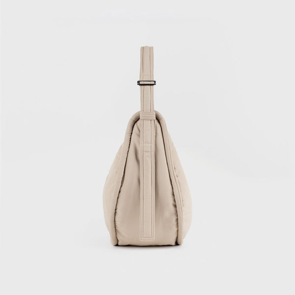 SANDQVIST CURVE HALFMOON BAG / サンクヴィスト カーブ ハーフムーンバッグ