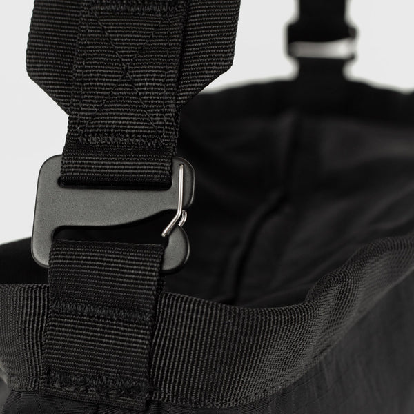SANDQVIST GRID EXPANDABLE CROSSBODY BAG / サンクヴィスト グリッド エクスパンダブル クロスボディバッグ