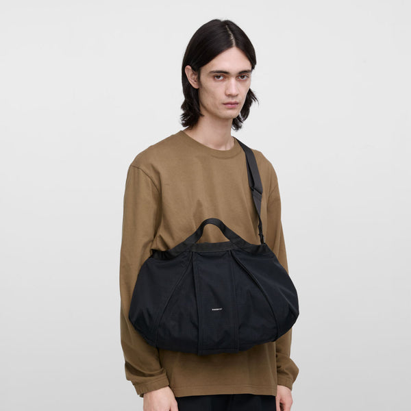 SANDQVIST GRID EXPANDABLE CROSSBODY BAG / サンクヴィスト グリッド エクスパンダブル クロスボディバッグ