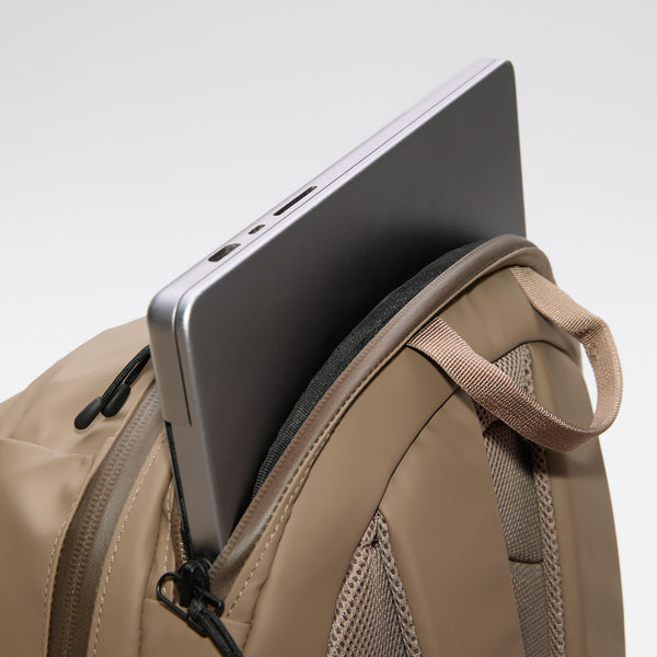 SANDQVIST STREAM ZIPPER BACKPACK 16 Clay
