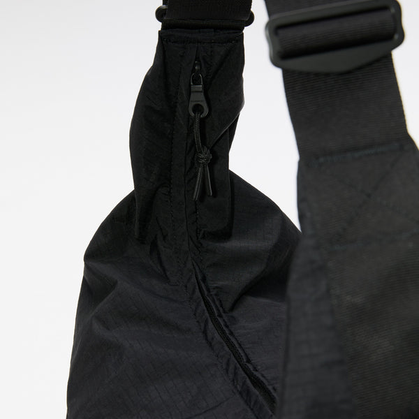 SANDQVIST GRID SHOULDER BAG Black