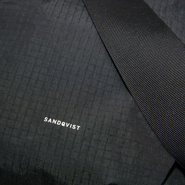 SANDQVIST GRID SHOPPER BAG Black