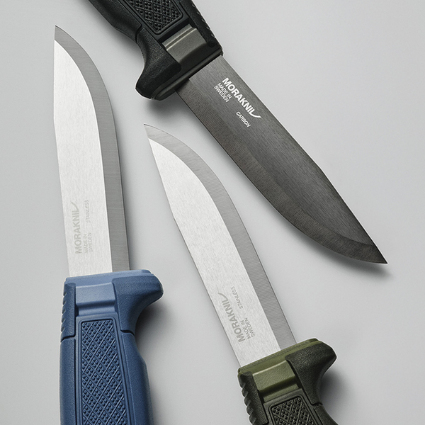 MORAKNIV AMBERG BLACKBLADE (C)  / モーラナイフ アンバーグ ブラックブレード (C)