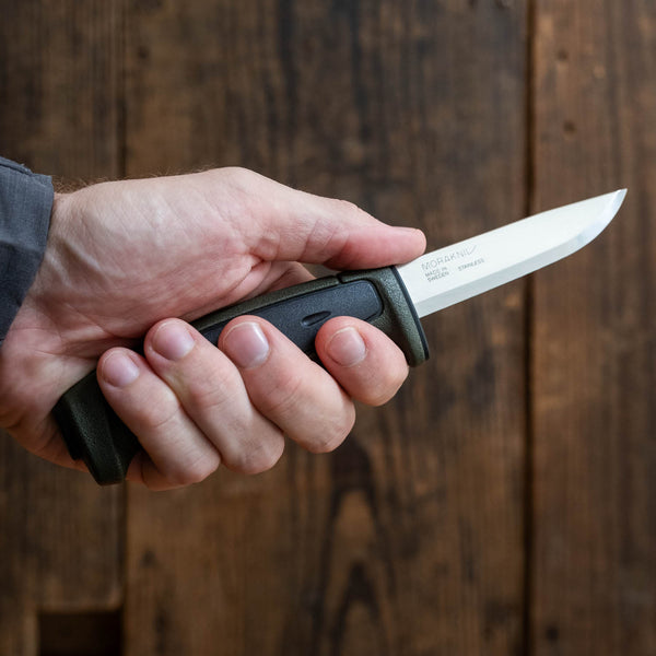 【限定品】MORAKNIV BASIC 546 (S) BLACK / MG ｜ モーラナイフ 546 (S) ブラック / MG