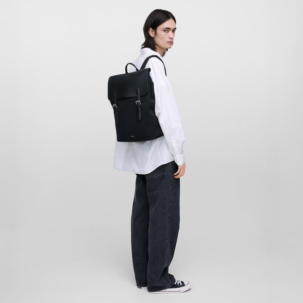 SANDQVIST LEATHER LID BACKPACK 16" / サンクヴィスト レザー リッド バックパック 16インチ